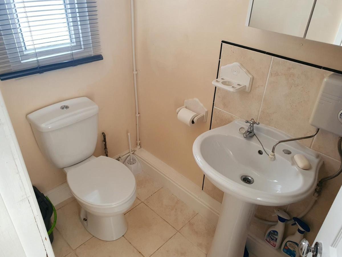 Sherwood Studio Annexe 1 Bedroom Entire Property บอสตัน ภายนอก รูปภาพ