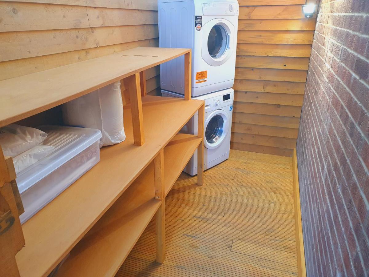 Sherwood Studio Annexe 1 Bedroom Entire Property บอสตัน ภายนอก รูปภาพ